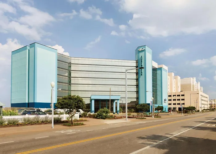 Surfbreak Virginia Beach Oceanfront, Ascend Hotel Collection