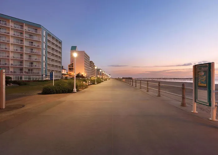 Surfbreak Virginia Beach Oceanfront, Ascend Hotel Collection